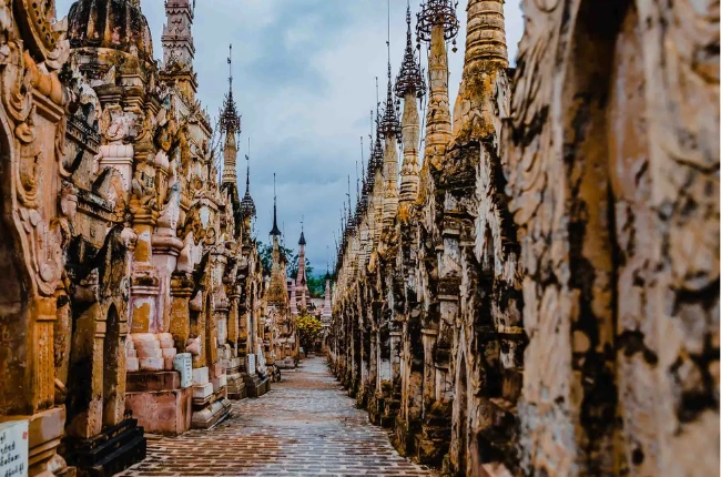 Kakku pagoda - Dentro