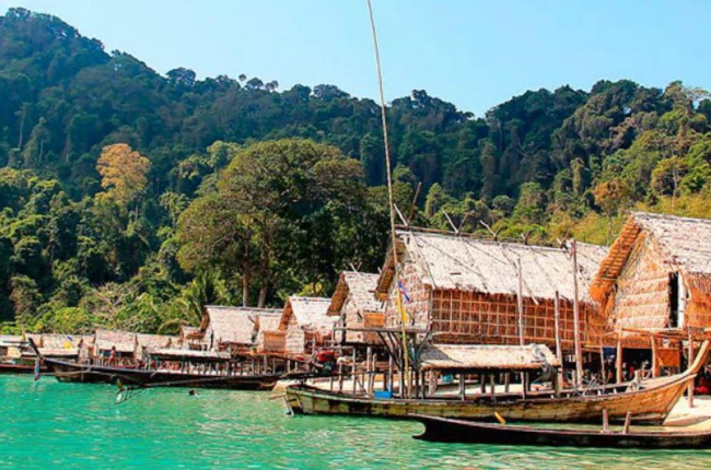 Nyaung Wee - Pueblo de Moken