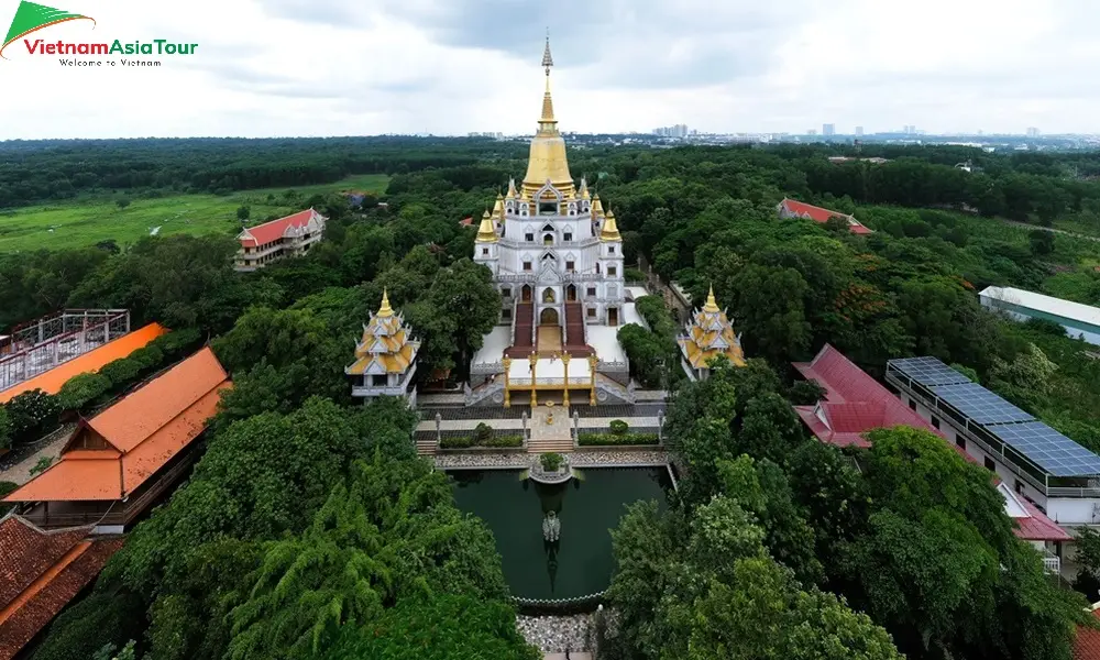 La Pagoda Buu Long