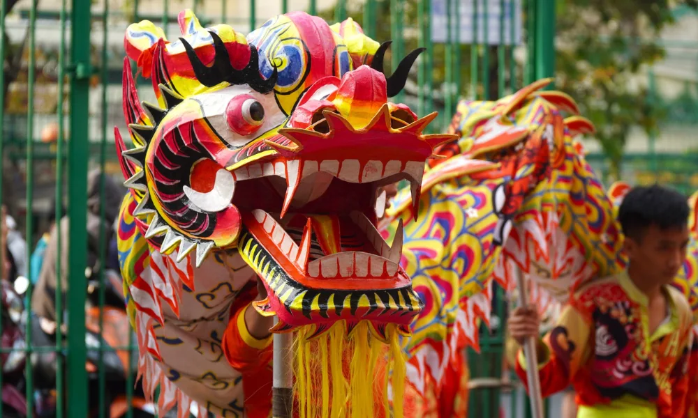Danza del león en la calle