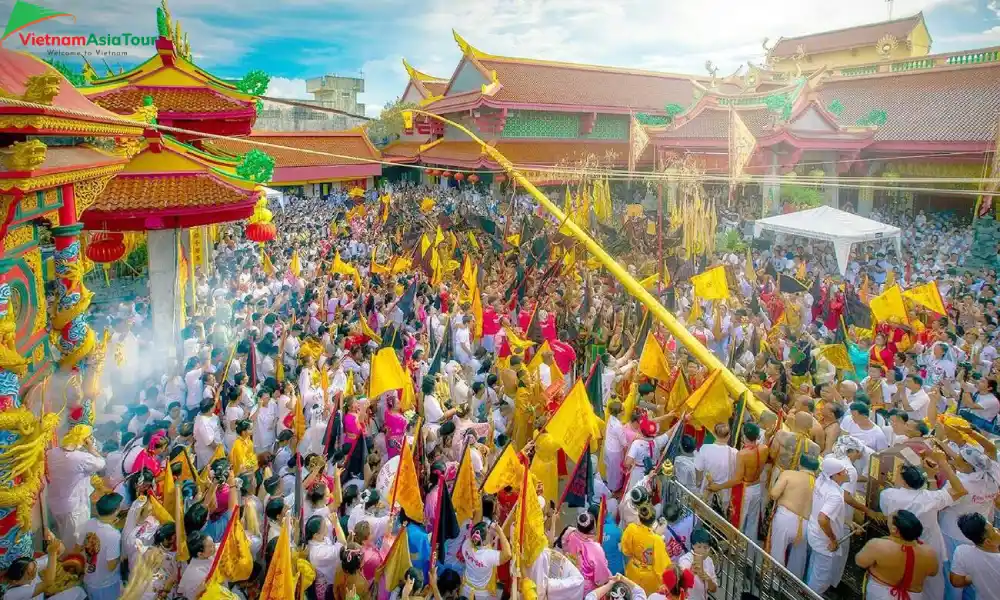 Festival Vegetariano en Phuket