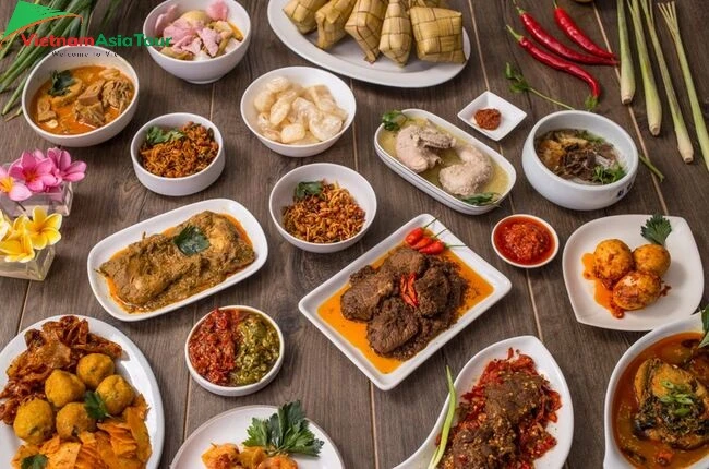 Sabores exóticos de comida Indonesia