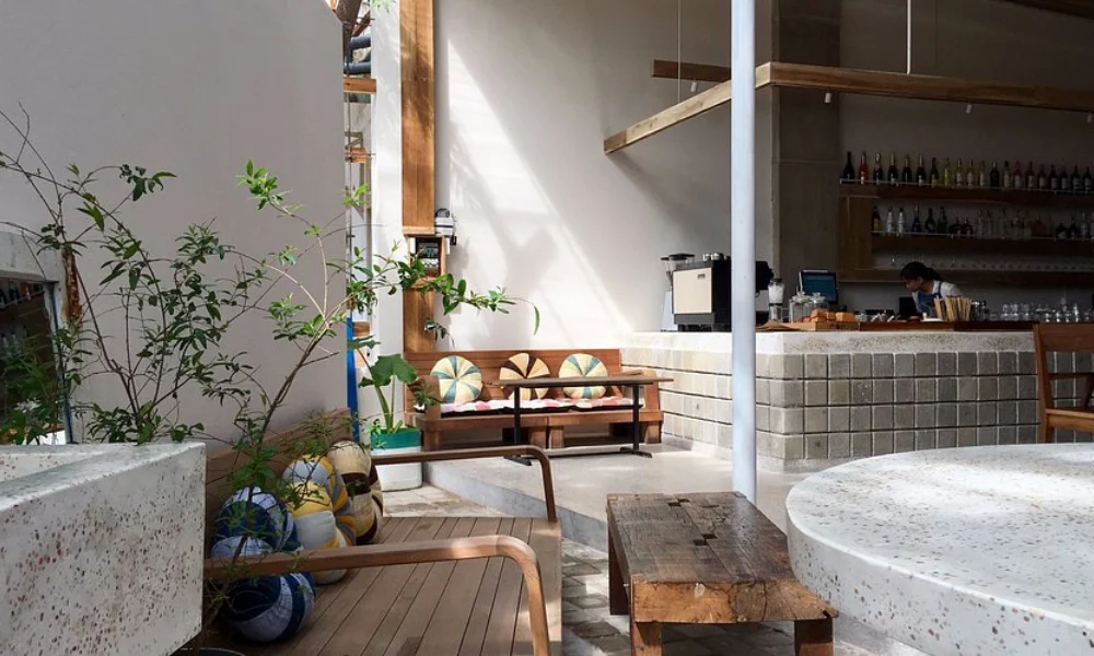 Infiniti Cafe Resto Con Son