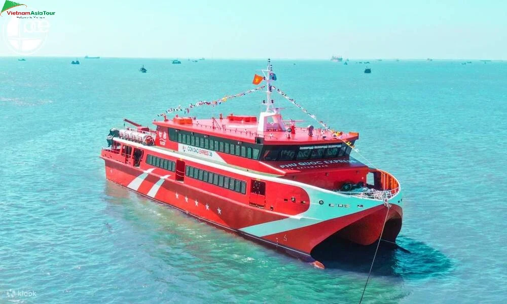 Un ferry desde Vung Tau