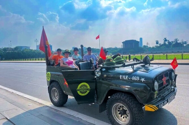 Viaje a Hanoi en jeep