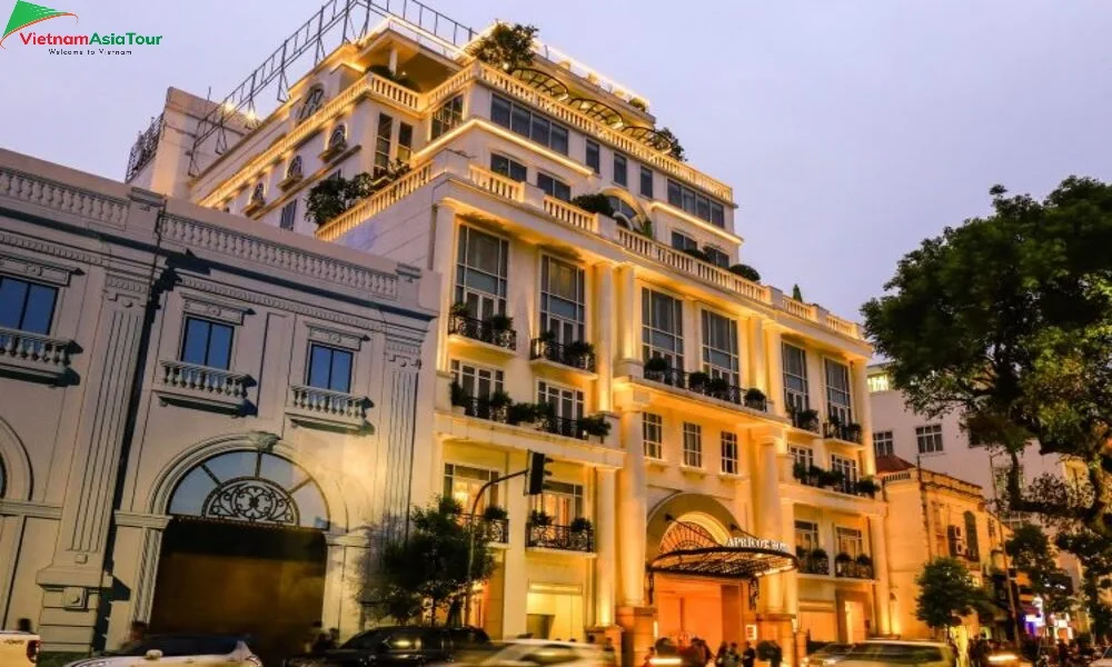 Apricot Hotel