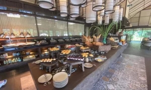 Se sirve la comida típica